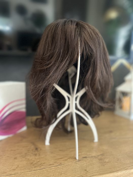 Peruka z wlosow naturalnych