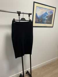 Spódnica czarna ołówkowa dopasowana i elegancka 40 L firmy Lipsy UK
