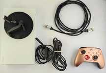 Kosola Xbox Series S 512GB + 2X pad nieoryginalny, kable