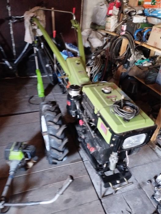 Продам мотоблок новий Форте в плівці задіяний не був ………………………………………..