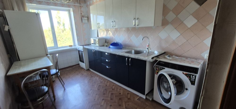 Здам 3х кім квартиру на Космонавтів