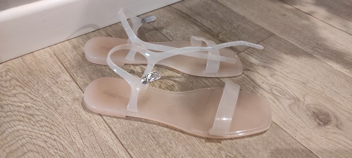 Buty klapki damskie transparentne