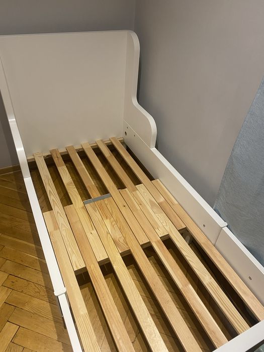 łóżko IKEA rosnące z dzieckiem BUSUNGE + materac