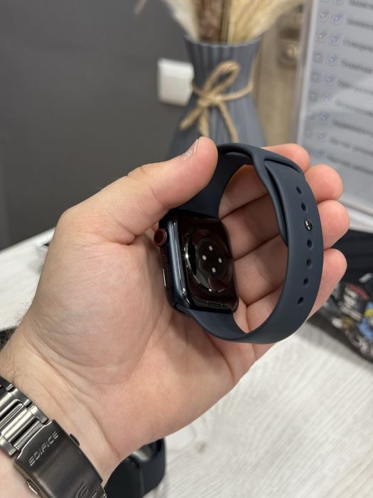 Apple Watch 9 40mm black 100% батарея