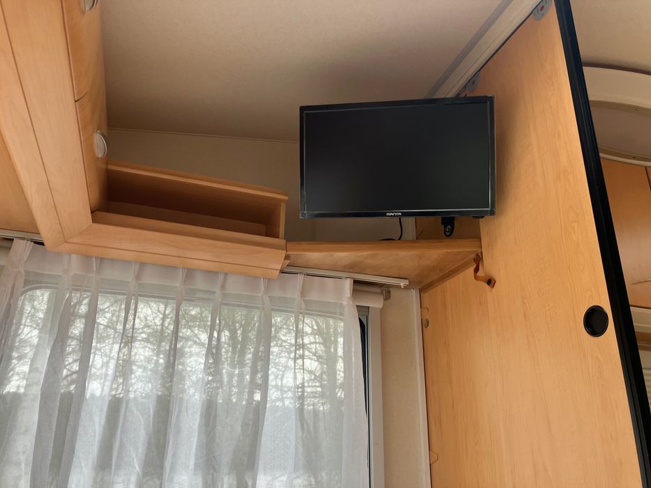 Przyczepa kempingowa HOBBY 450UF