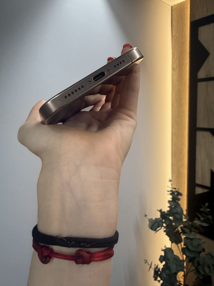 IPHONE 16Pro Max 256 Desert Titanium Neverlock Костюшка,5 IGRAND