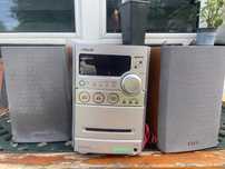 Miniwieża  radio MP3 firmy Sony