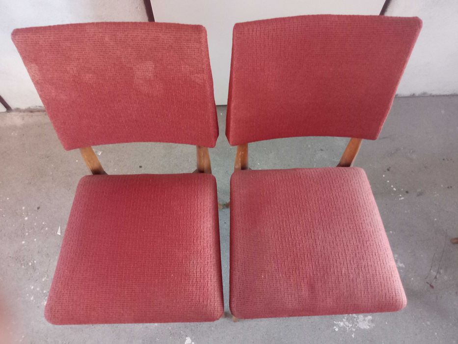Krzesła krzesło PRL vintage tapicerowane rzadko spotykany model