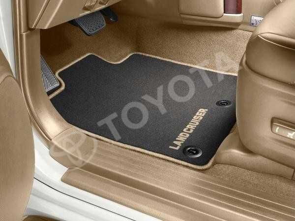 Toyota Land Cruiser 150  / dywaniki welurowe / Oryginał / Nowe