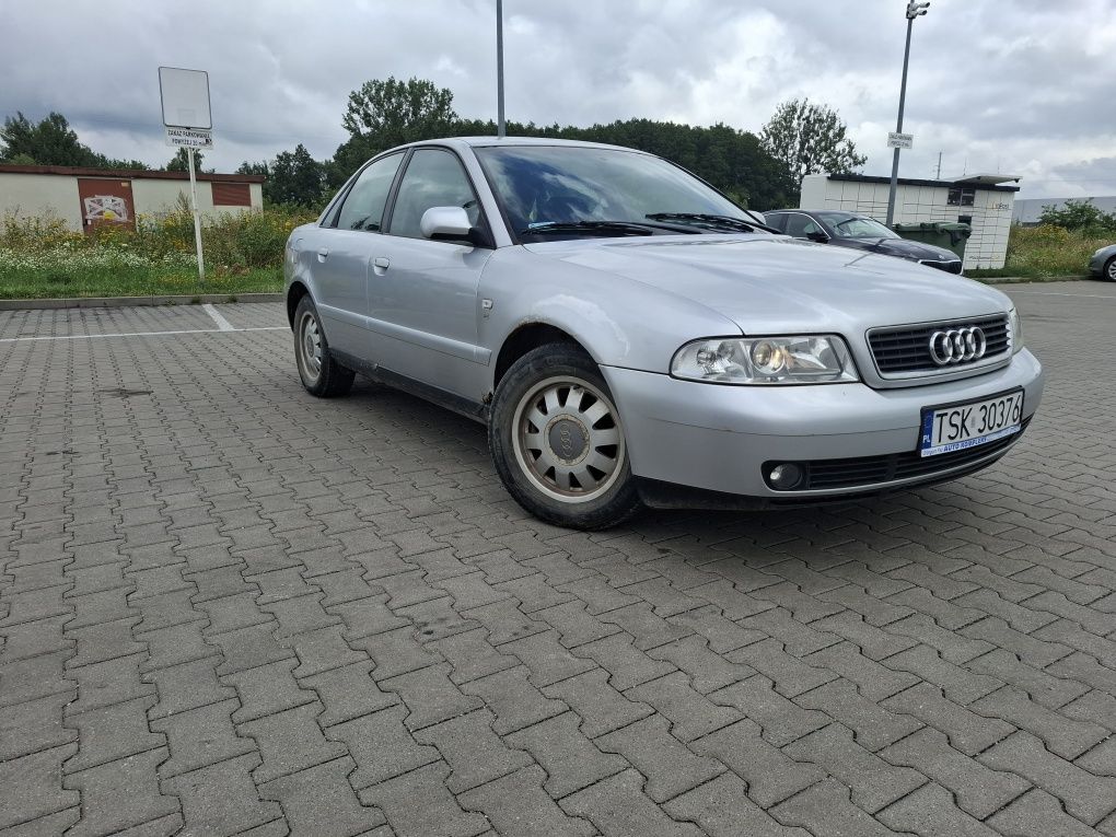 Audi a4 b5 1.6 benzyna