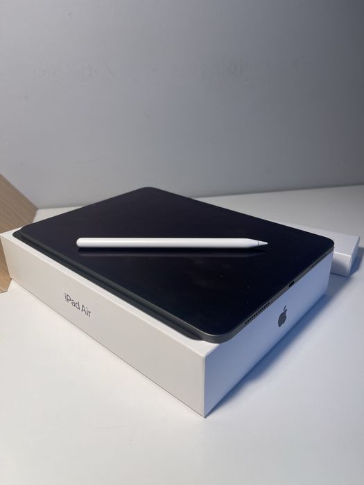 iPad Air 5 generacji M1 256GB plus rysik Pencil 2 gen