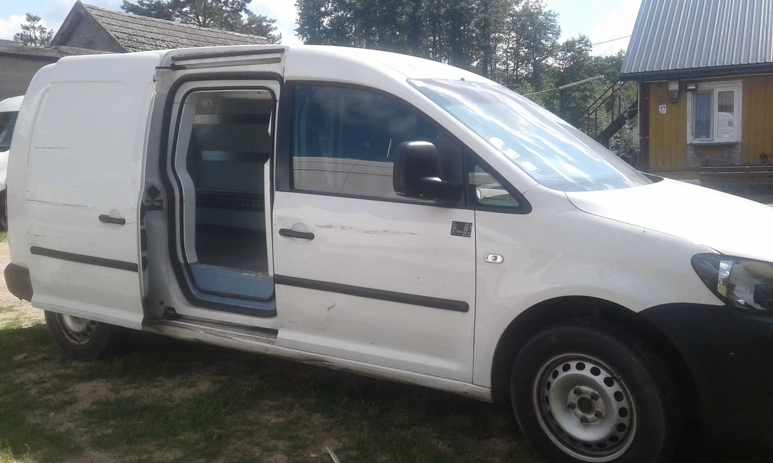 Volkswagen Caddy 1,6 105KM