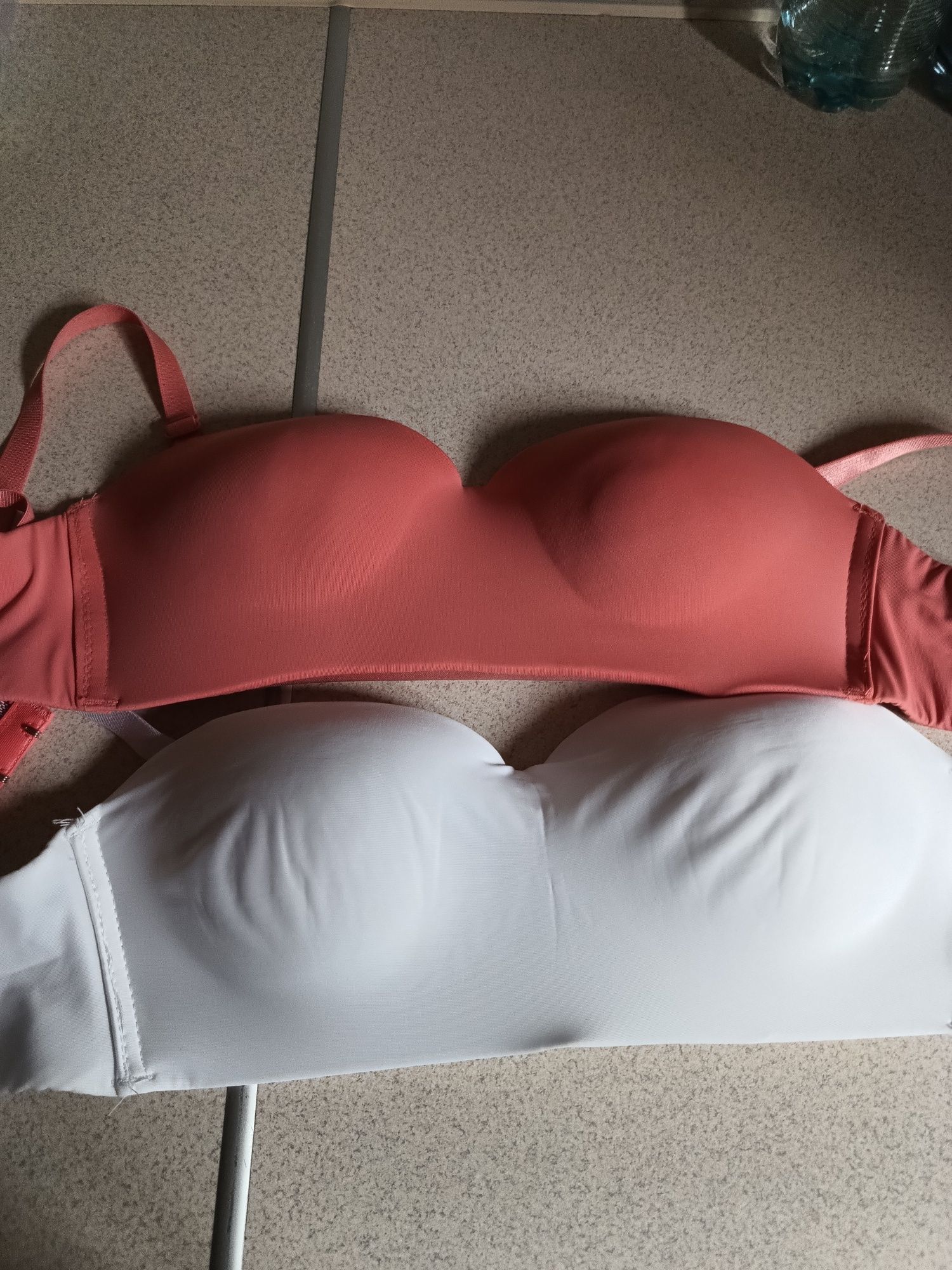 biustonosze 30zł za 3 sztuki nowe ! zapraszam