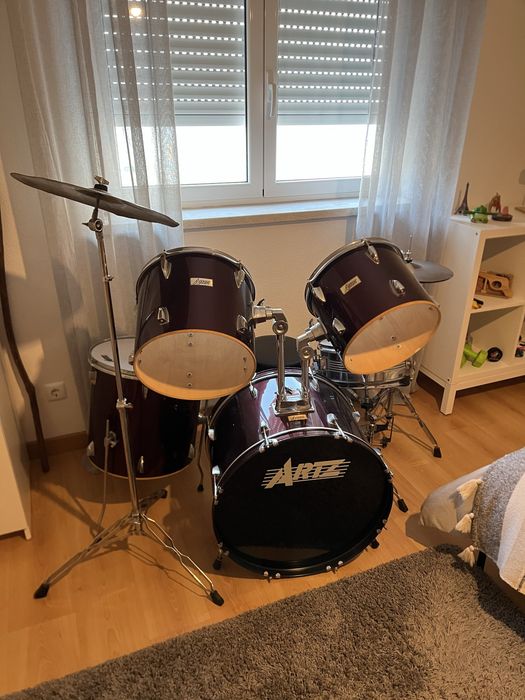 Baterial Musical ARTZ - Excelente Estado - Com Acessoriós - Negociável