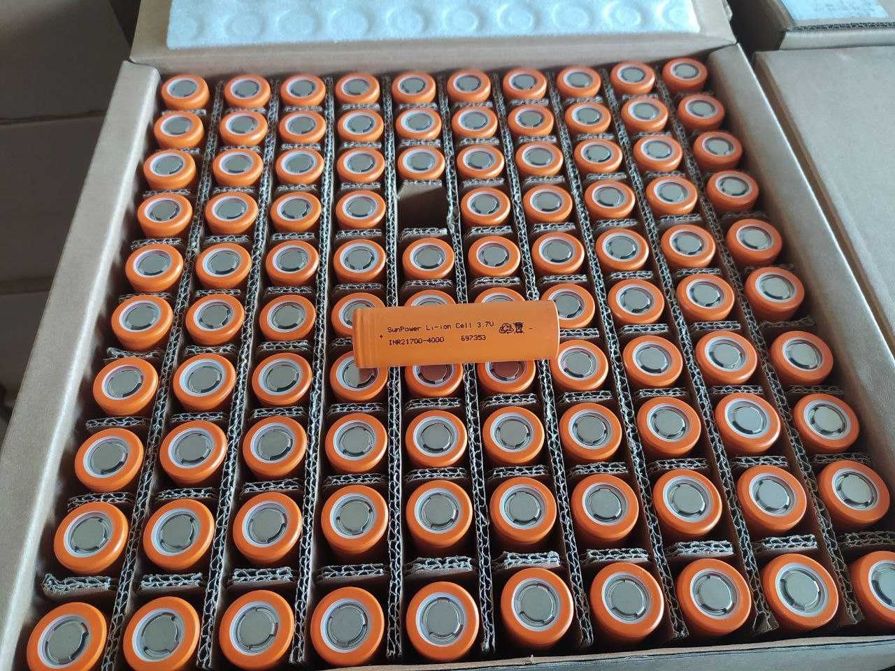 Li-ion Аккумулятор SunPower 21700-4000 3.7V 4000mAh (Grade A-)