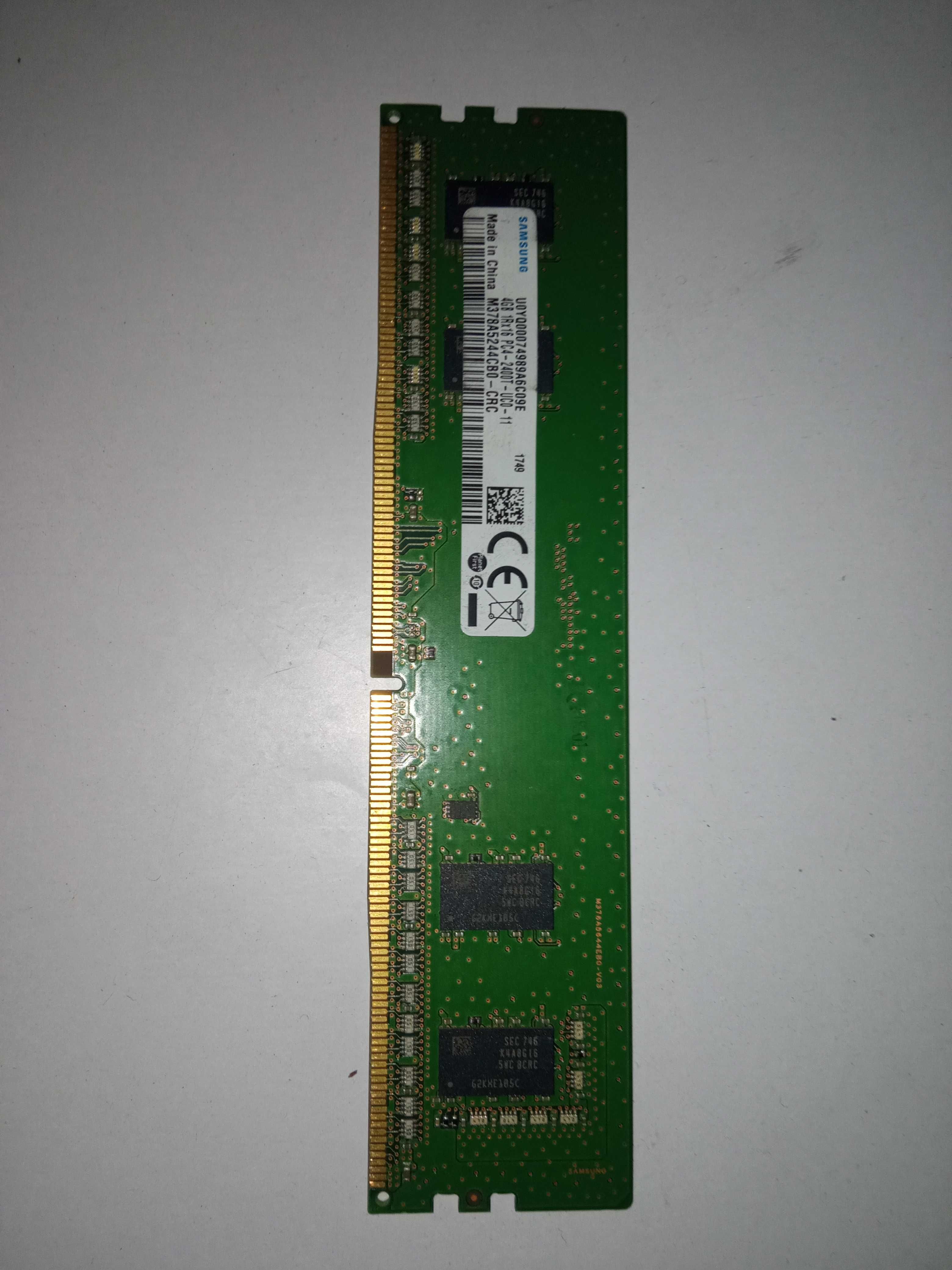 Пам'ять настільних ПК Samsung 4 GB DDR4 2400 MHz (M378A5244CB0-CRC)