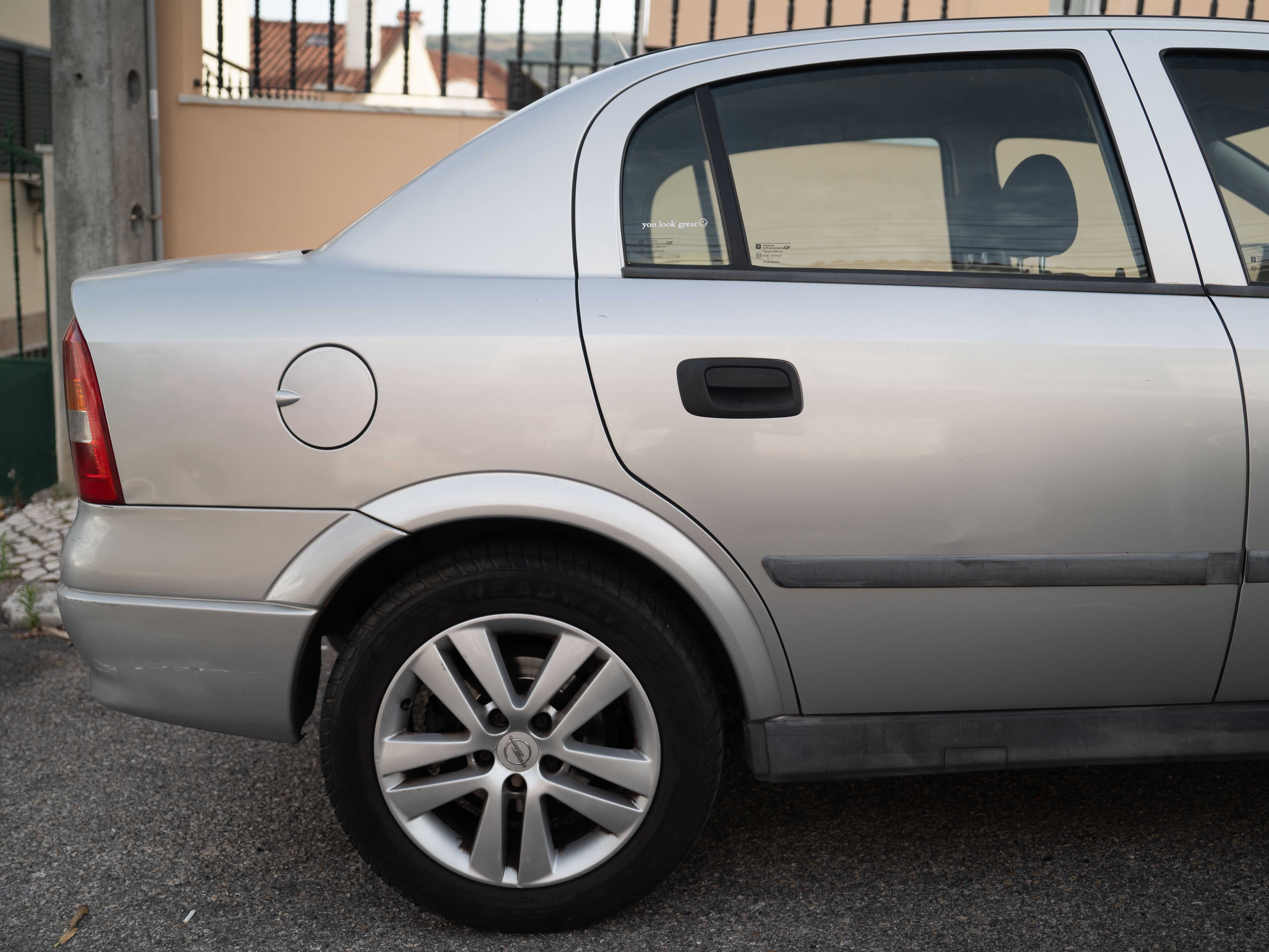 Opel Astra 2.0 DTi Club