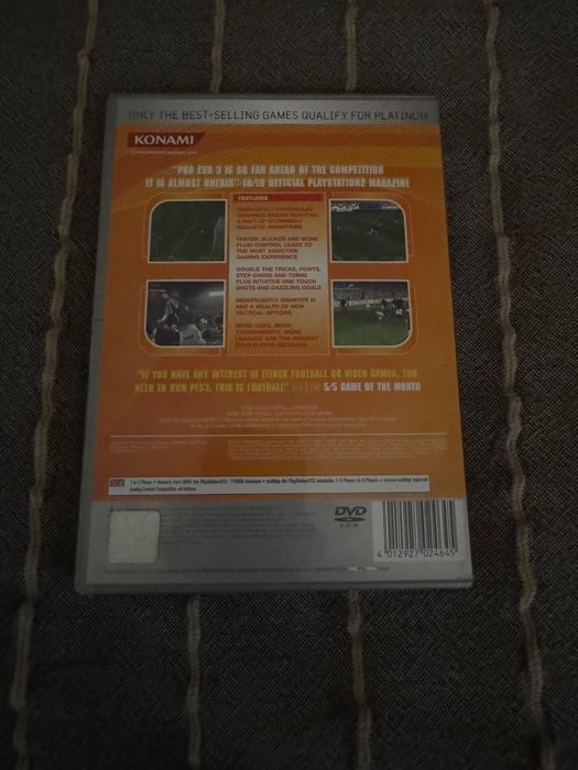 Jogo PES Pro Evolution Soccer 3 para PlayStation 2 (PS2)