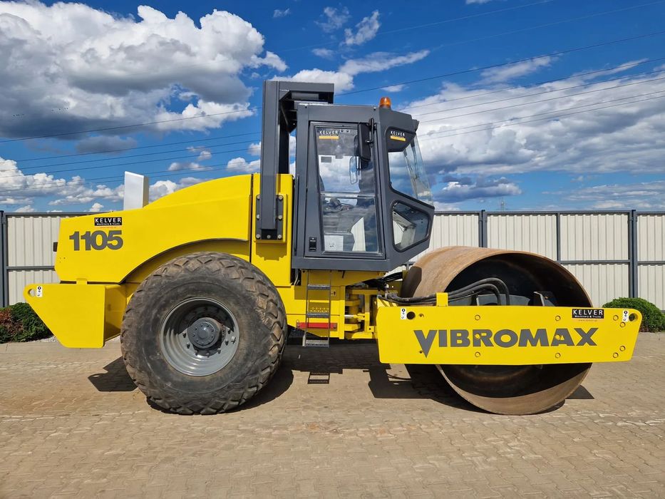 JCB Vibromax W 1105 D * 2000r. * walec do gruntu *  ID: 421