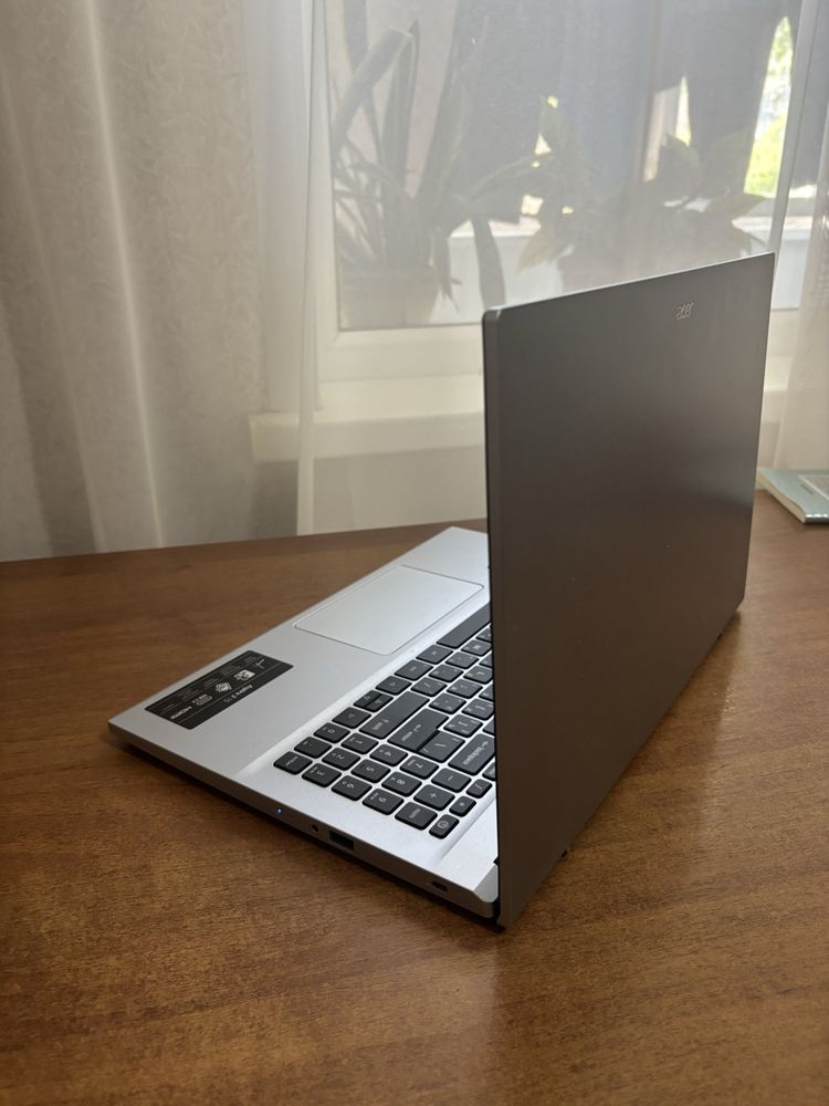 Ноутбук Acer Aspire 3