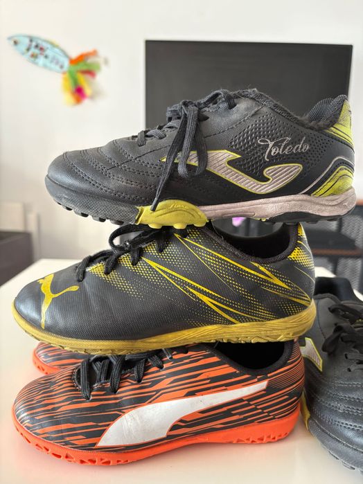 3 pares de chuteiras de futsal de criança 31/32