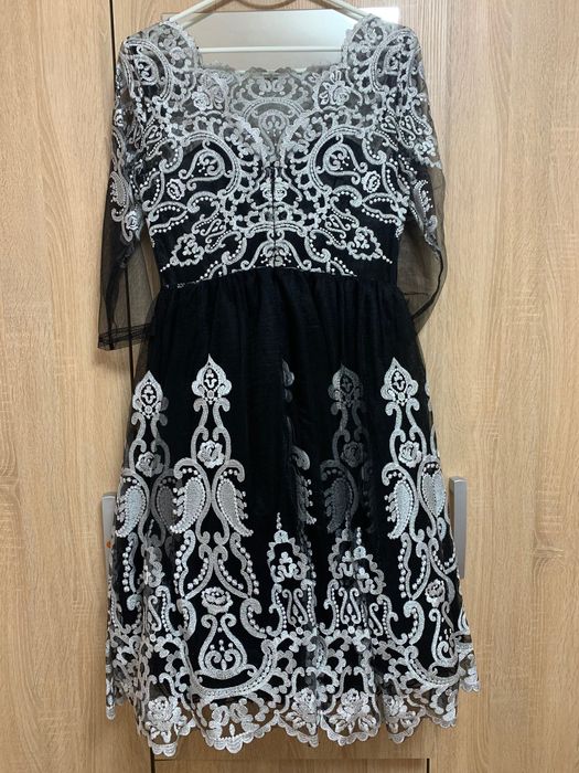 Вечернее платье Chi Chi London