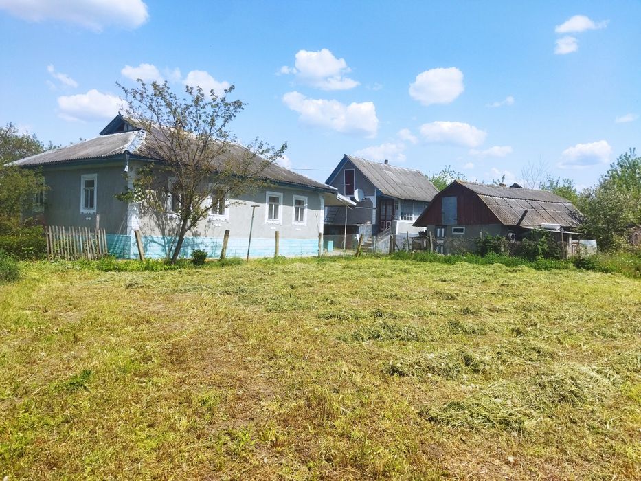 Будинок у затишному місці