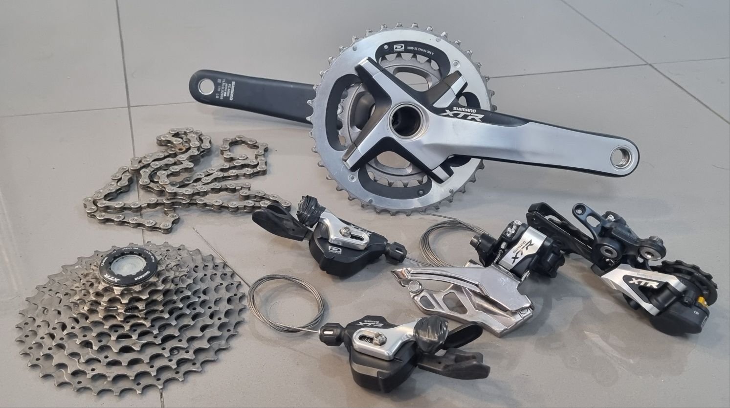 Mondraker Trek ktm  Rockrider Scott Gt proflex  shimano xtr 10v