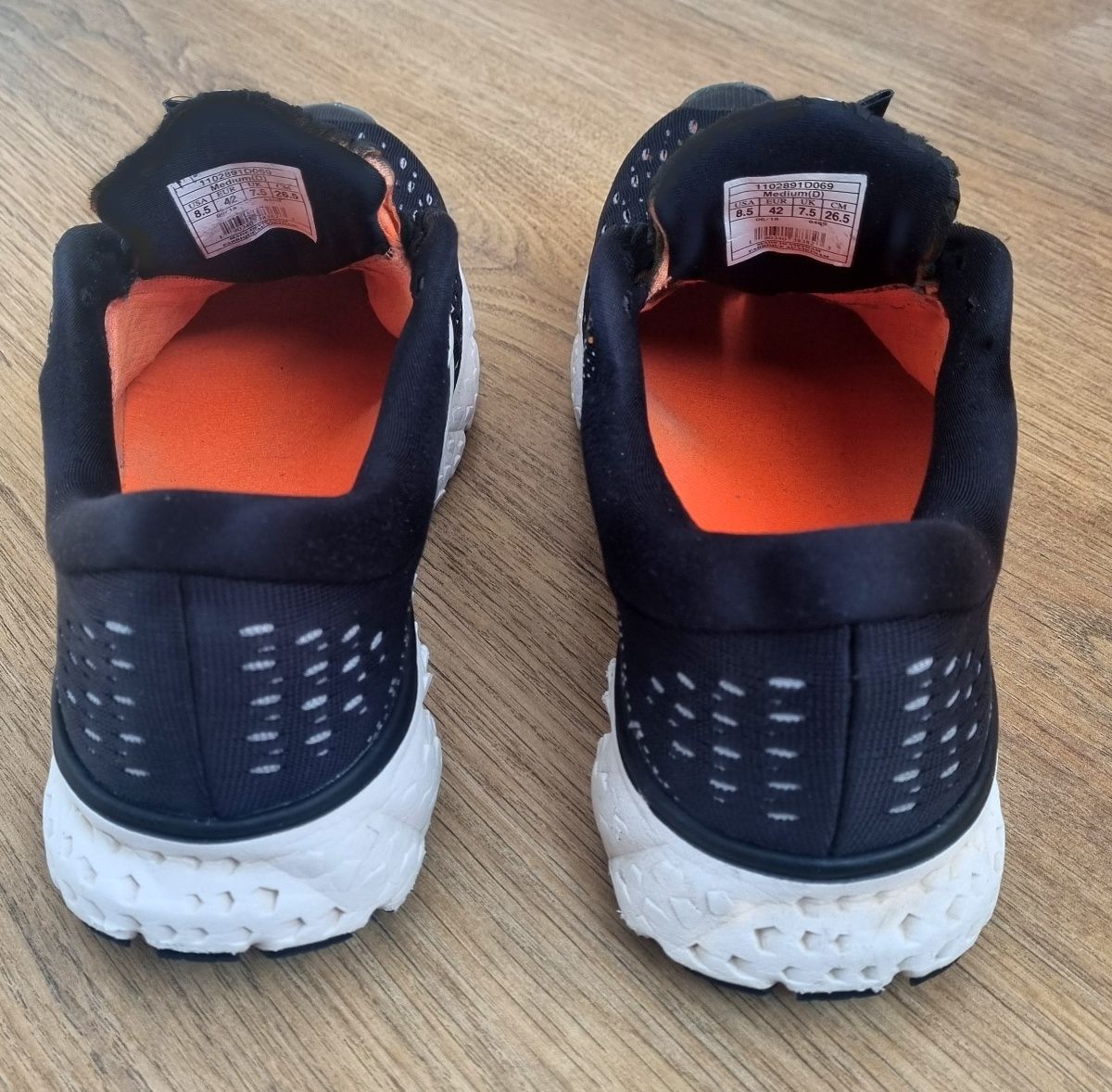 Кросівки Brooks 42р. 26.5 см