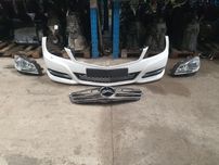 Передній бампер Mercedes-Benz W204 c-class c220 c350 рестайл колір 149