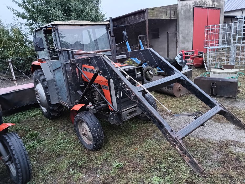 Massey Ferguson MF 255