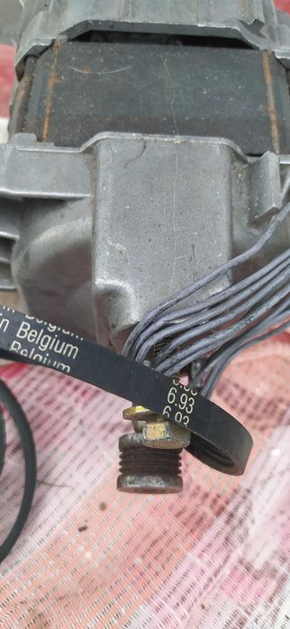 Двигун від пральної машини BOSH