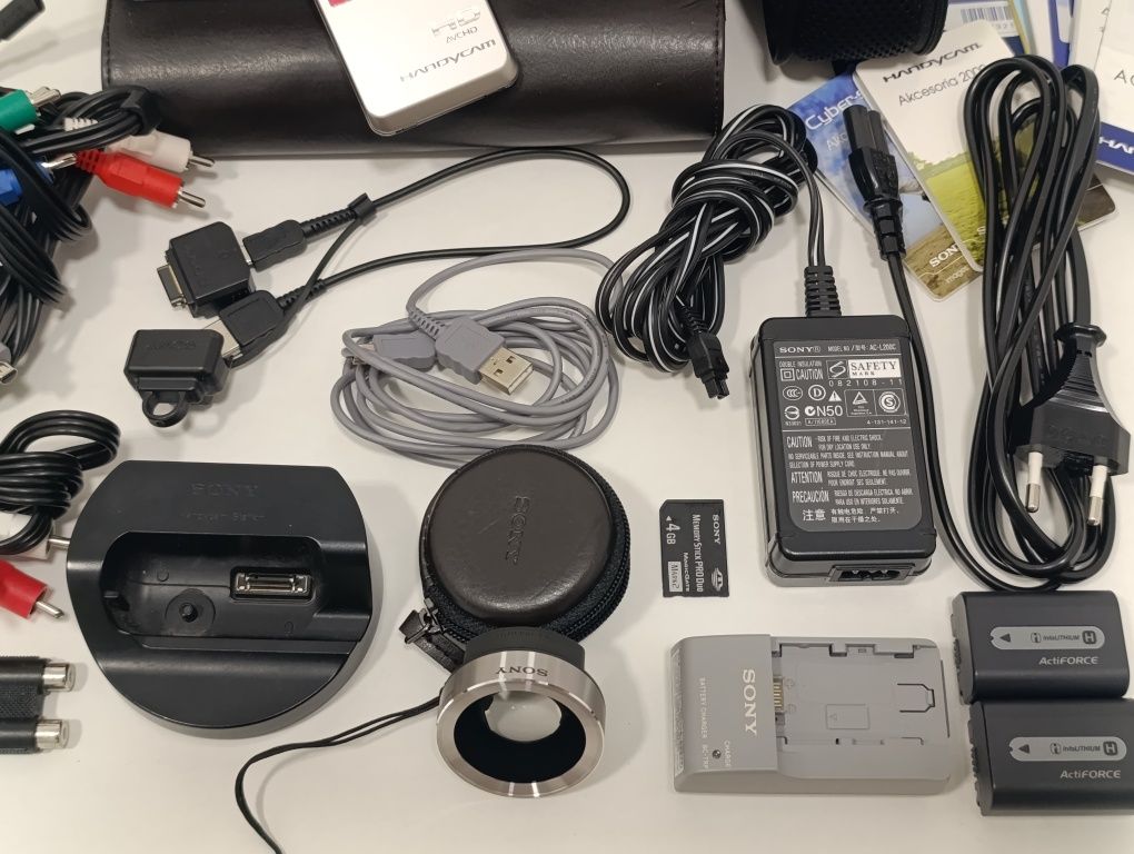 Kamera cyfrowa SONY HDR-TG7 GPS fullHD dotyk ZEISS MEGA ZESTAW BDB+