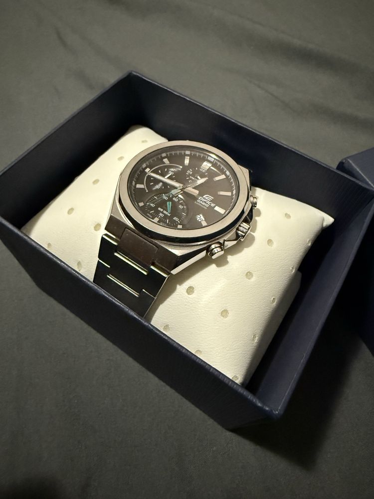Часи Casio Edifice