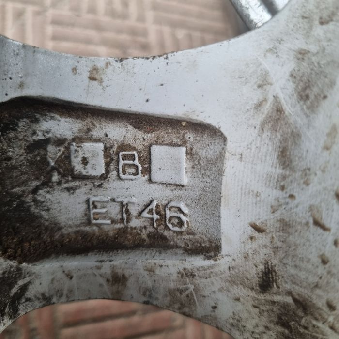 диск 4/100  1 штука