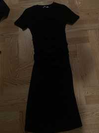 Czarna Sukienka z prazkowanego materialu r. L