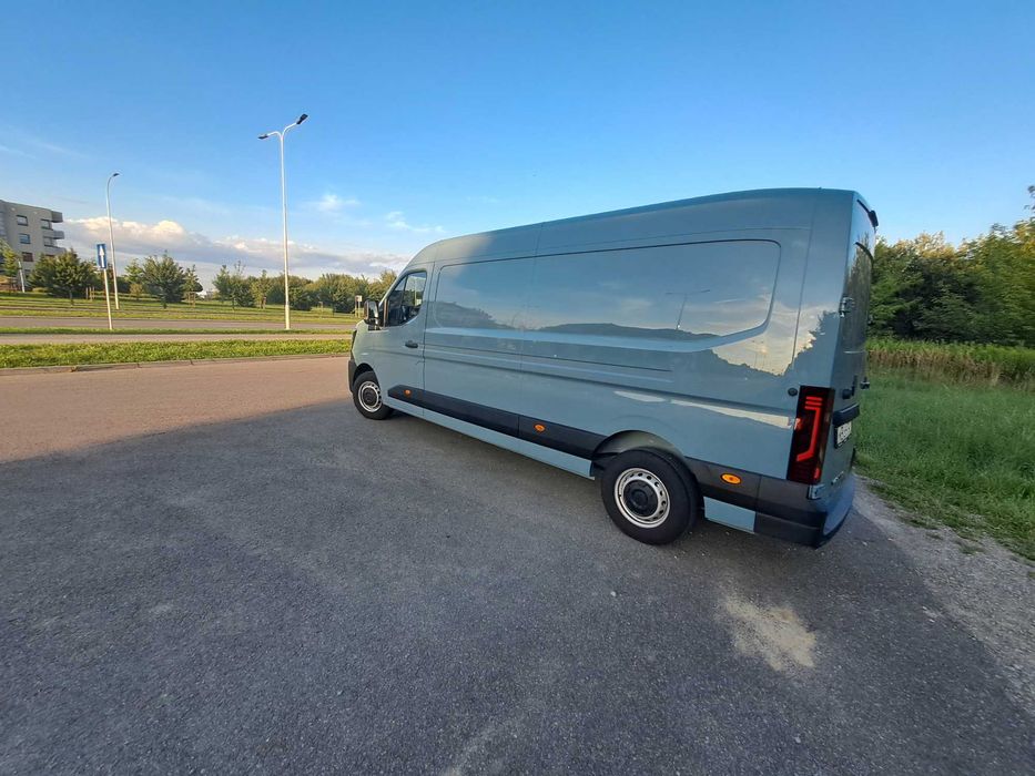 Wypożyczalnia/Wynajem busa dostawczego Renault Master L3h2
