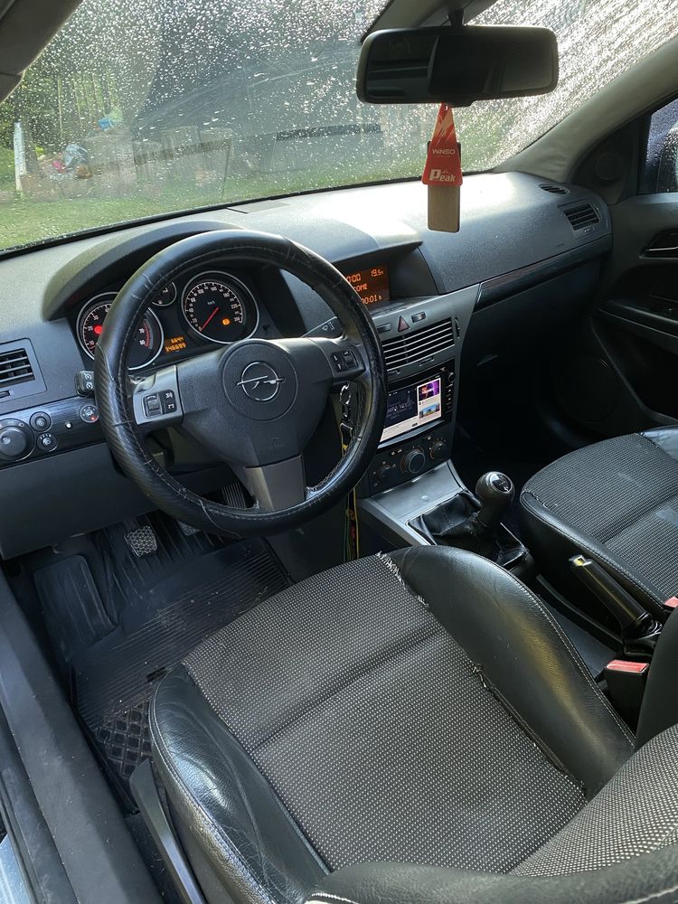 Opel Astra H GTC Opc Line + LPG