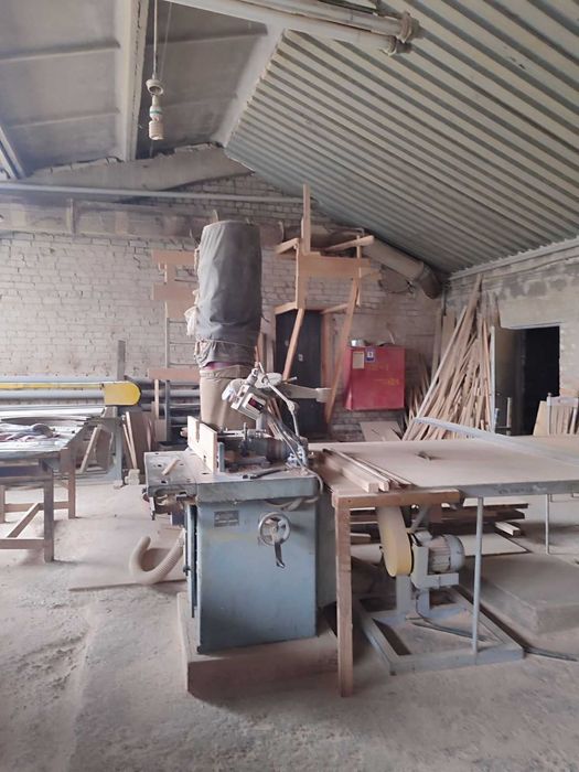 Продам   Комерцiйне виробничо складське примiщення   вул.Дрозда 7