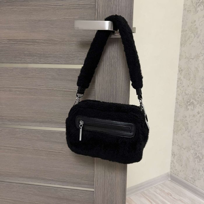 Сумочка стильная.