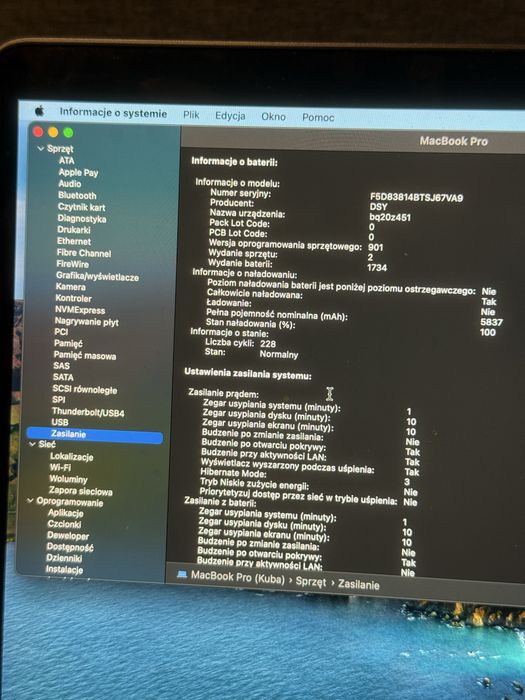 MacBook Pro 15” 2018 i9 Radeon 16GB 512GB bardzo dobry stan