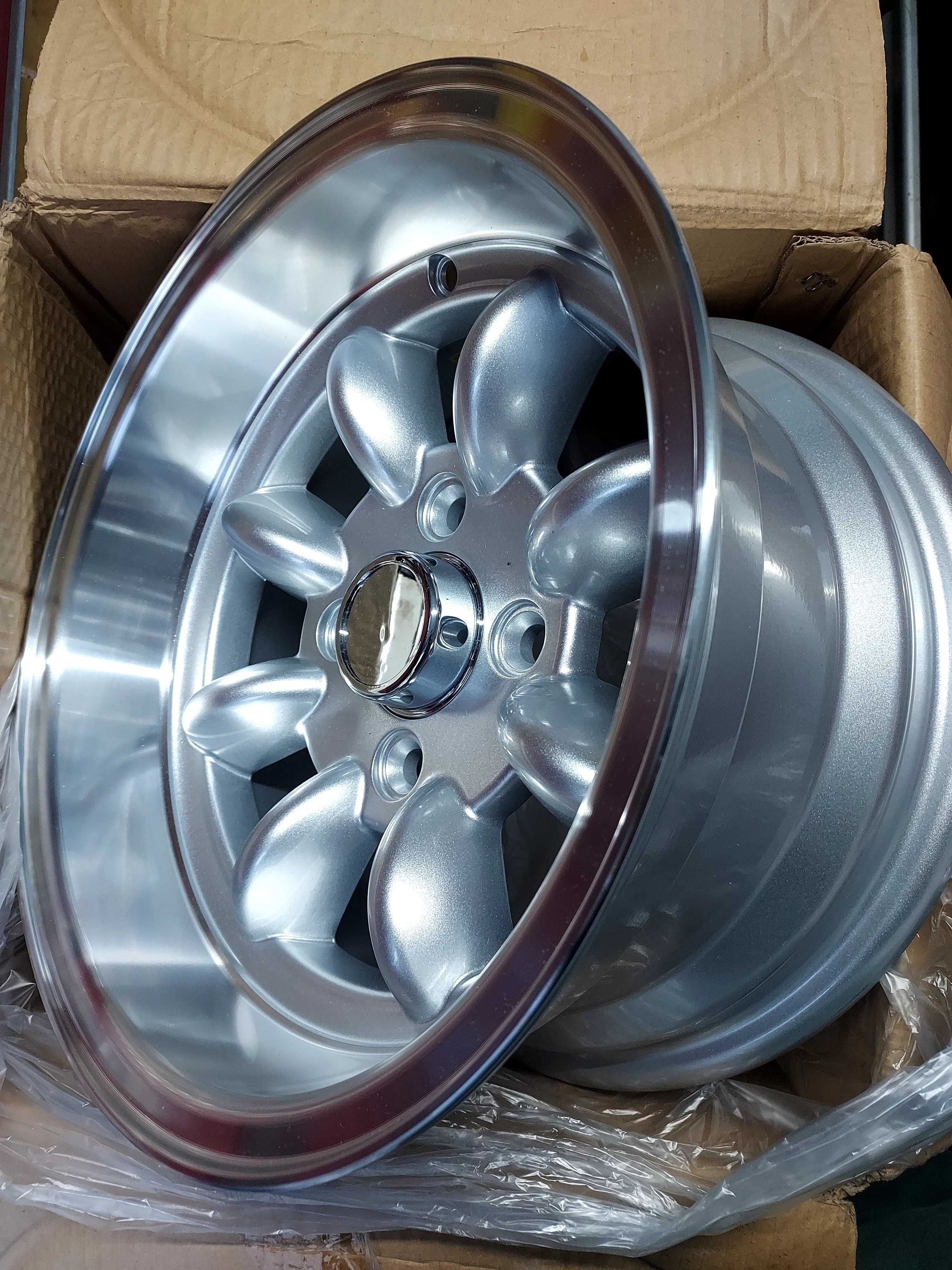 Jantes minilight 13x7 4x108 et-7