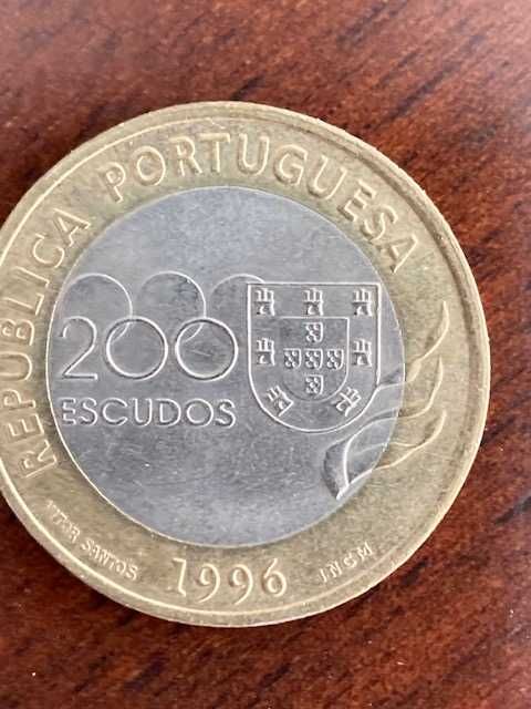 3 Moedas comemorativas bimetálicas de 200 escudos (200$00) de 1996