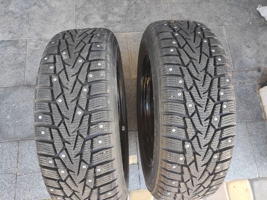Зимня резина шипована Nokian 195/65 R15