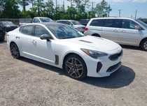 Kia Stinger 2.0 / 4x4 / Automat / Benzyna / Panorama