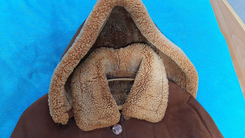 Дубленка жіноча коричньовий колір