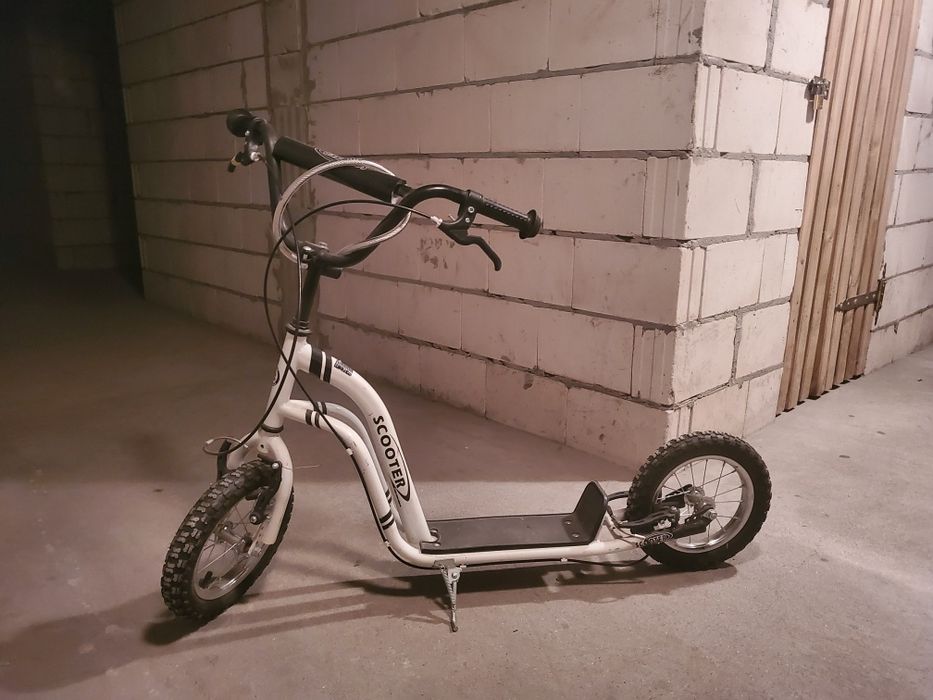 Hulajnoga ~ duża ~ biała