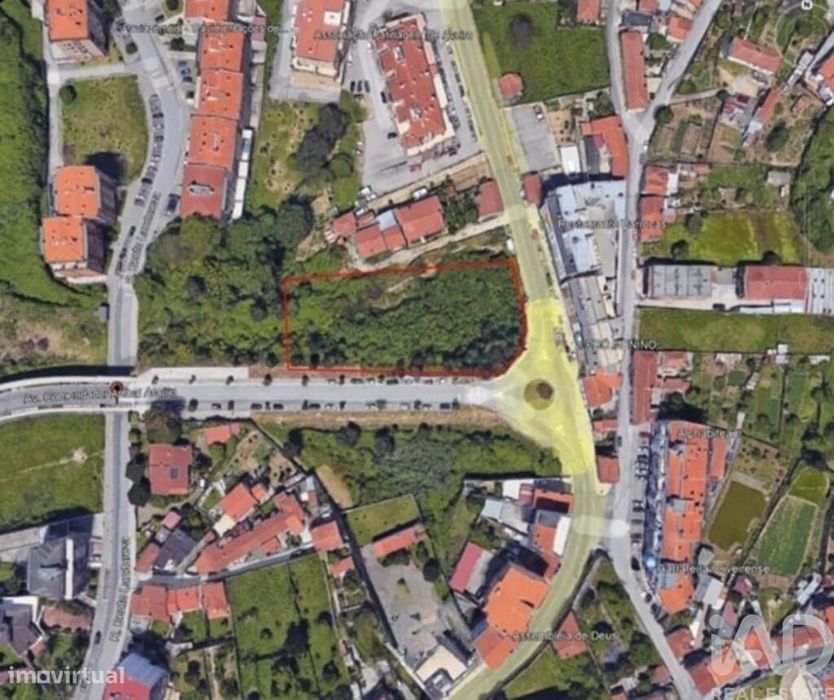 Terreno em Oliveira De Azeméis, Santiago De Riba-Ul, Ul, Macinhata Da