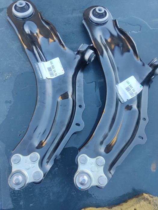 Wahacz lewy Kangoo Kubistar Citan