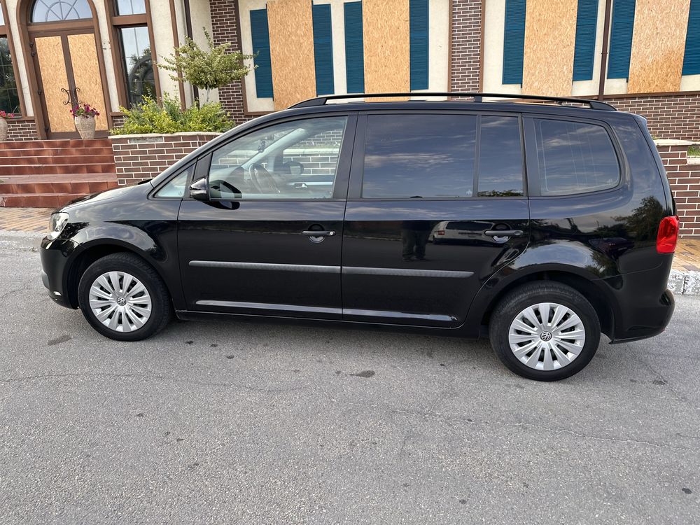 VW Touran 1,6 7 місць